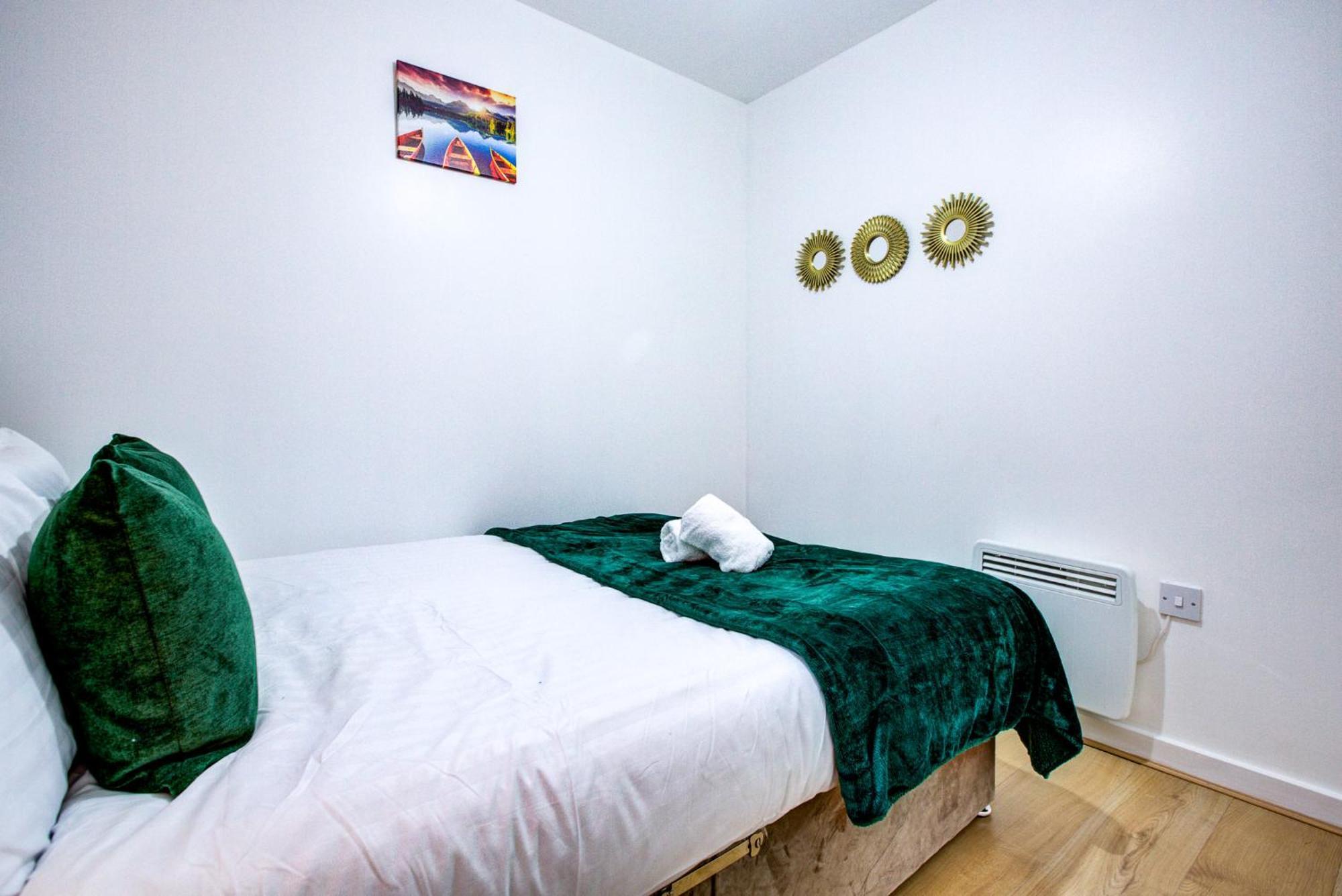 2-bed Flat In Canary Wharf Great Location Londres